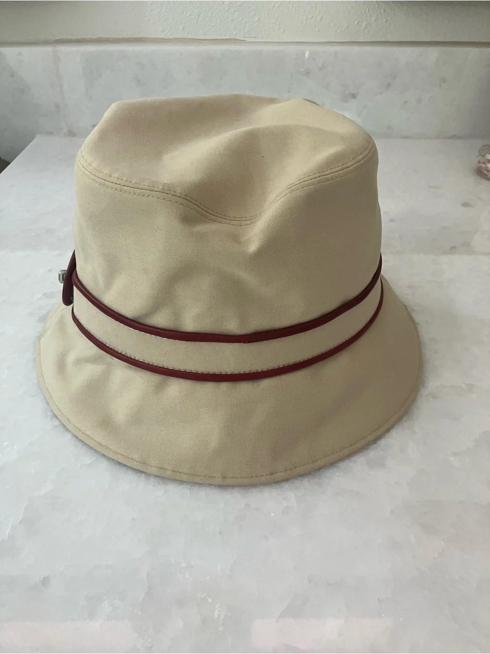 Coach Beige Bucket Hat with Red Trim - vintage